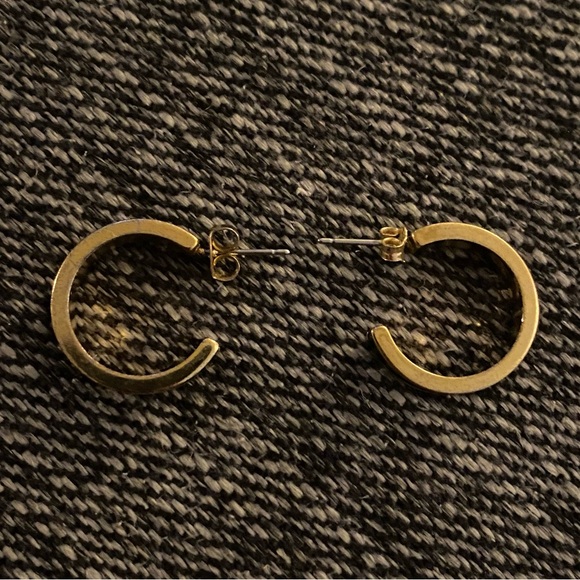 Isabel Marant ‘Casablanca’ Black Enameled Gold Hoop Earrings ASO Meghan Markle - Picture 4 of 13